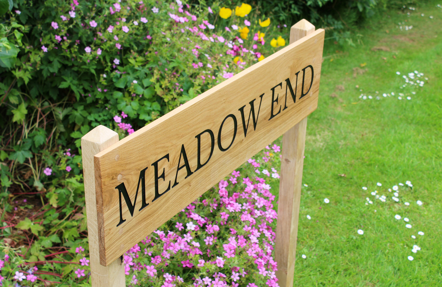 Wide Plank Free-Standing Sign