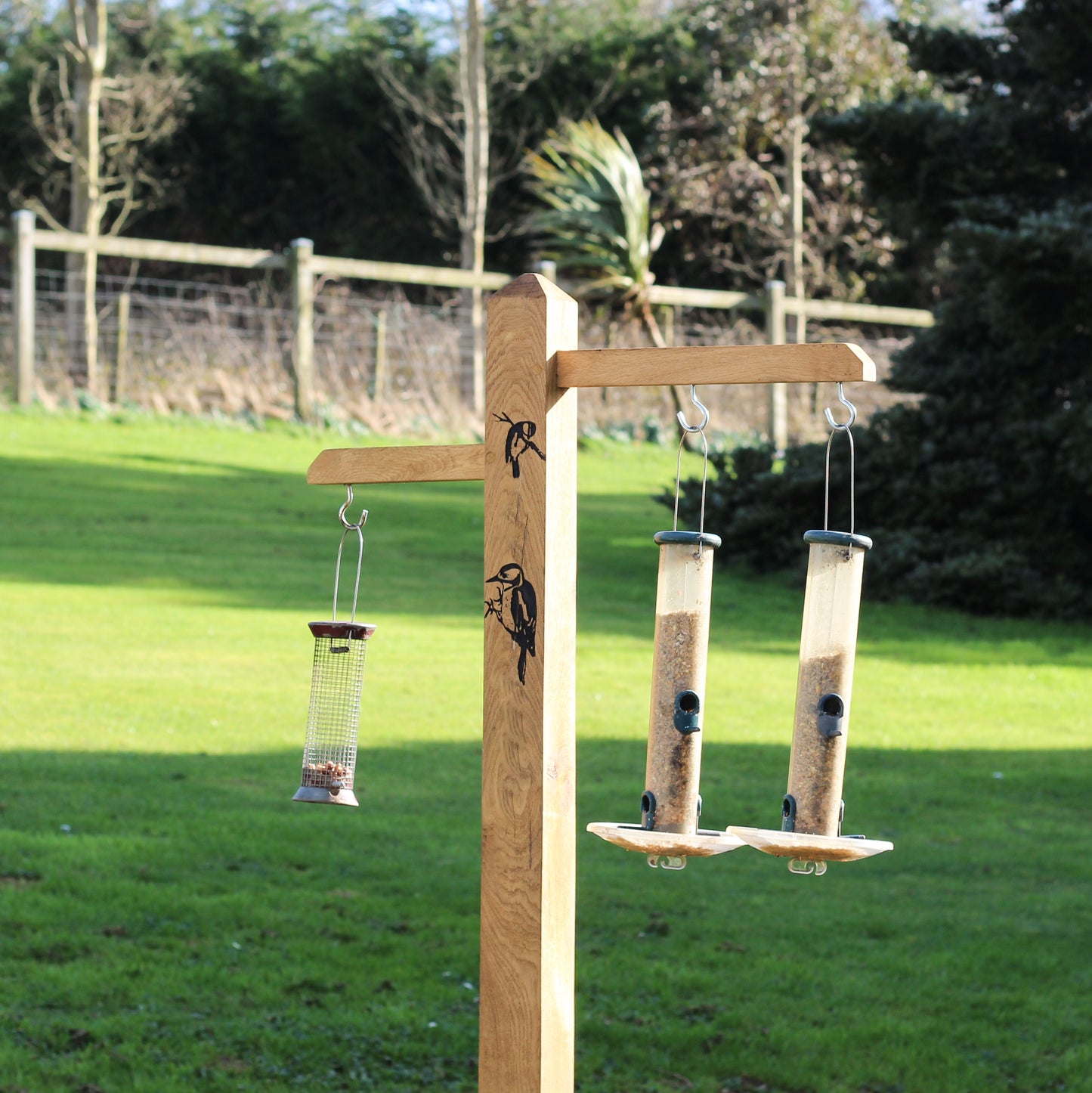 Wooden Bird Feeding Station | Personalise with your own engraving