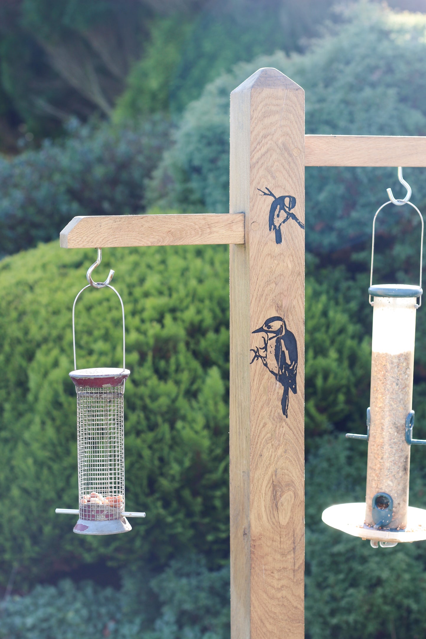 Wooden Bird Feeding Station | Personalise with your own engraving